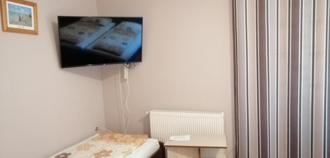Ferienwohnung Apollo Vendeghaz Edelény Exterior foto