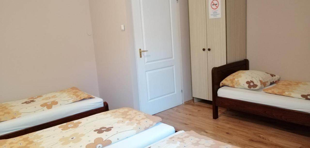 Ferienwohnung Apollo Vendeghaz Edelény Exterior foto
